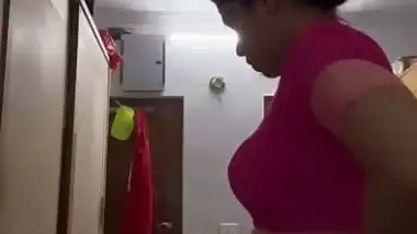 Marathi wife wearing saree after viral nude body showing