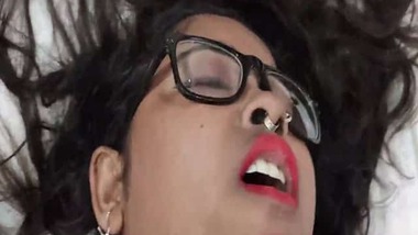 Horny Indian Brunette Porn Video Goes Live