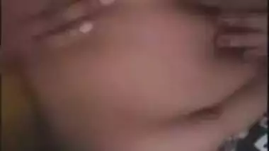 Hot sexy desi XXX girl sucks her friend’s cock in live cam MMS