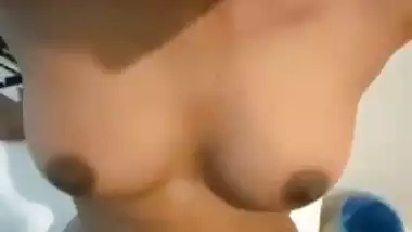 18 Year Old Gf Enjoys Her Chudai With A Big Dick