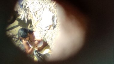 Newly Wed Bhabhi Bathing