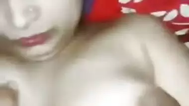 Man Enjoys His Chubby Neighbor’s Desi Chudai