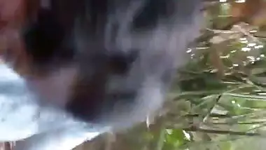 Nude Tamil Girl Sucking Lund Of Payyan In Forest