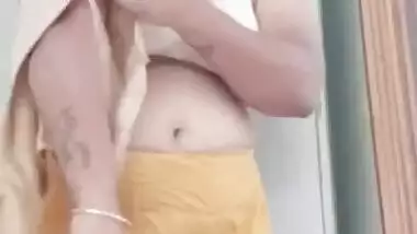 Desi bhabi making video