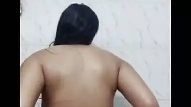 Talll Bengali Girl Nude Bath Video Making Viral Xxx