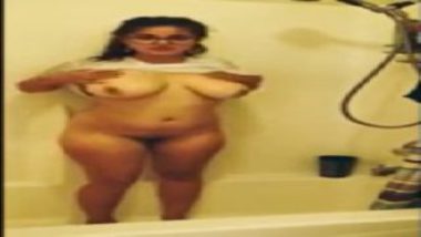 Mms Video Of Punjabi Girl With Lover In Shower indian sex tube