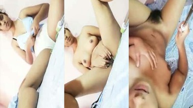 Cute Girl Fingering Pussy On Selfie Cam