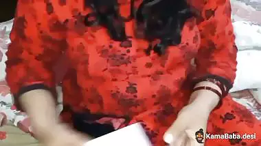 Guy records his desi porn with his slut stepmom