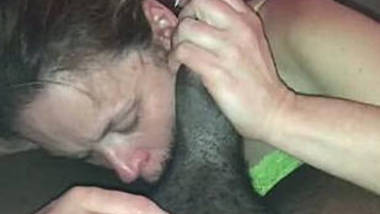 Mature Lady Sucks Uncut Bbc