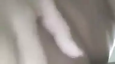 Horny Dhaka Babe Shows Her Nude Body In The Mms