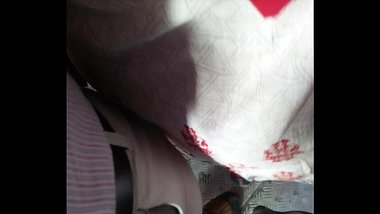 Aunty Grouped In Train