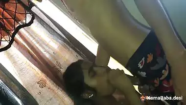 Sexy Chennai Babe Gives A Crazy Tamil Blowjob